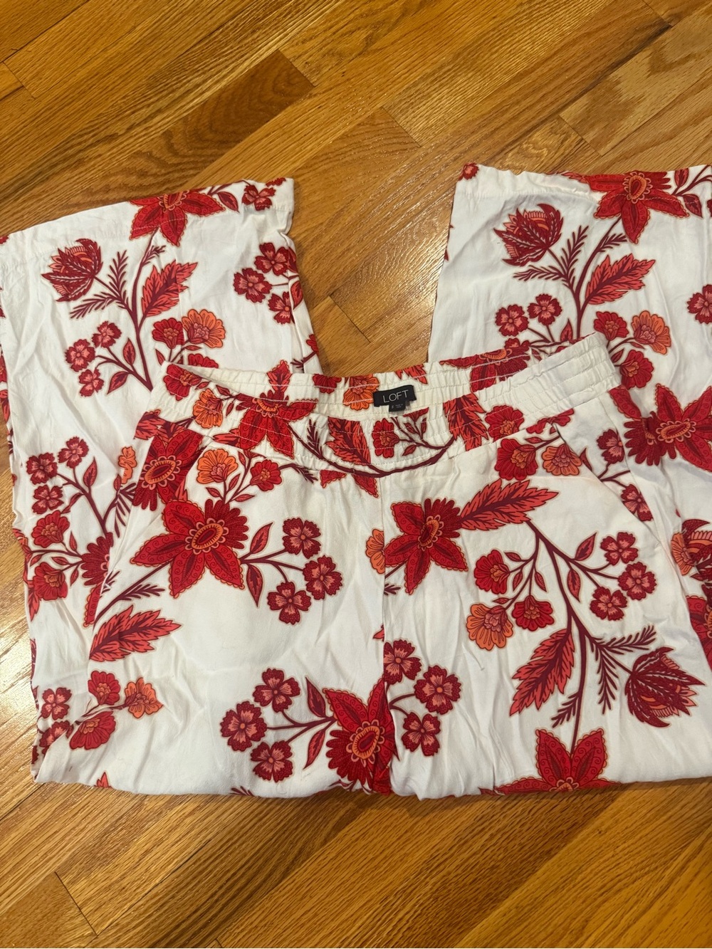 LOFT White Pants with Red and Coral Floral Print